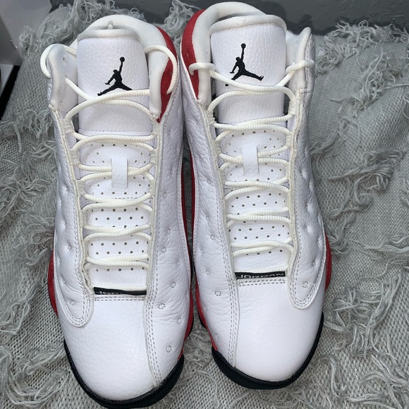 Jordan retro 13 Chicago’s 2017 intact box - Picture 1 of 9